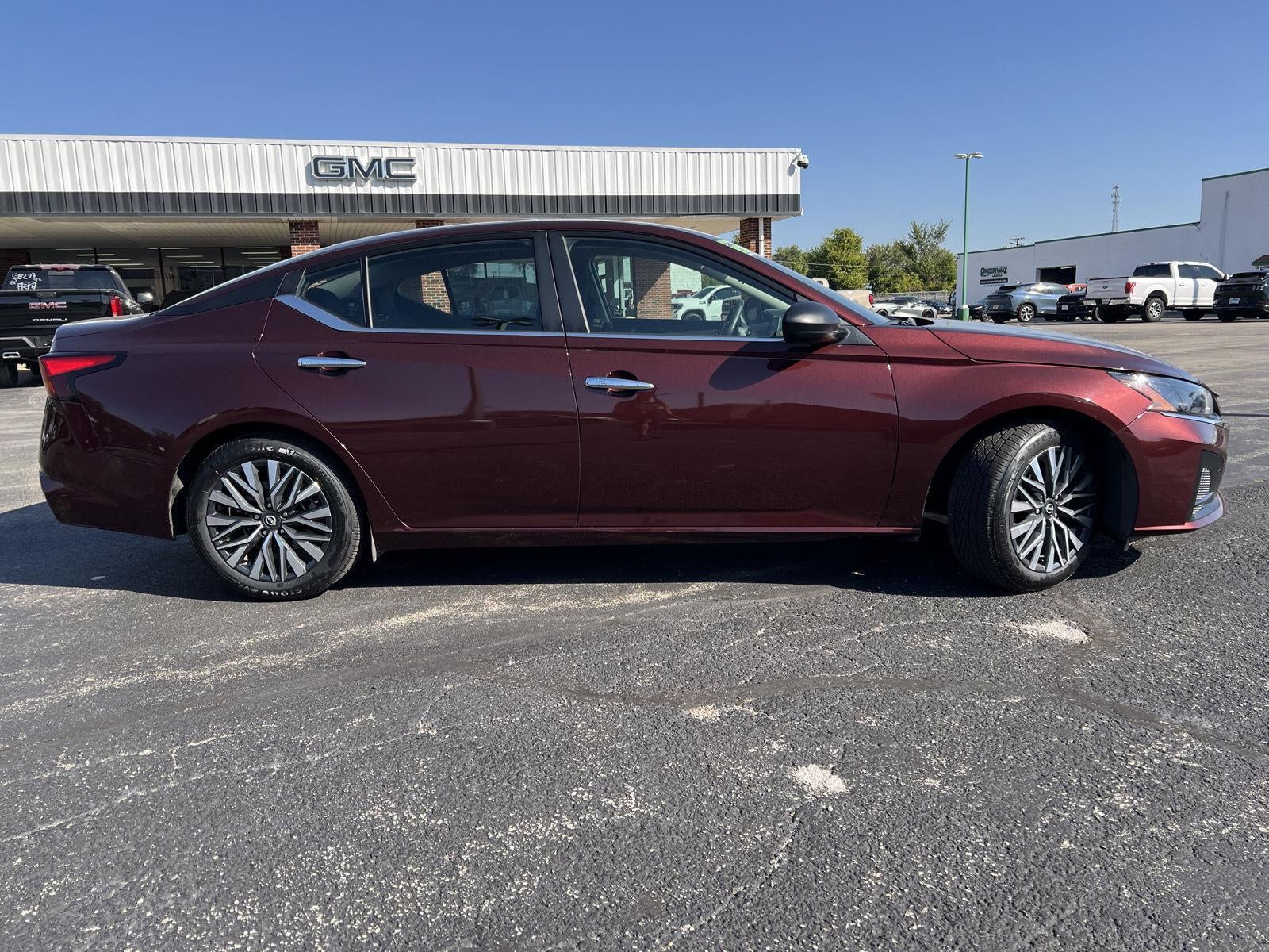 2024 Nissan Altima 2.5 SV