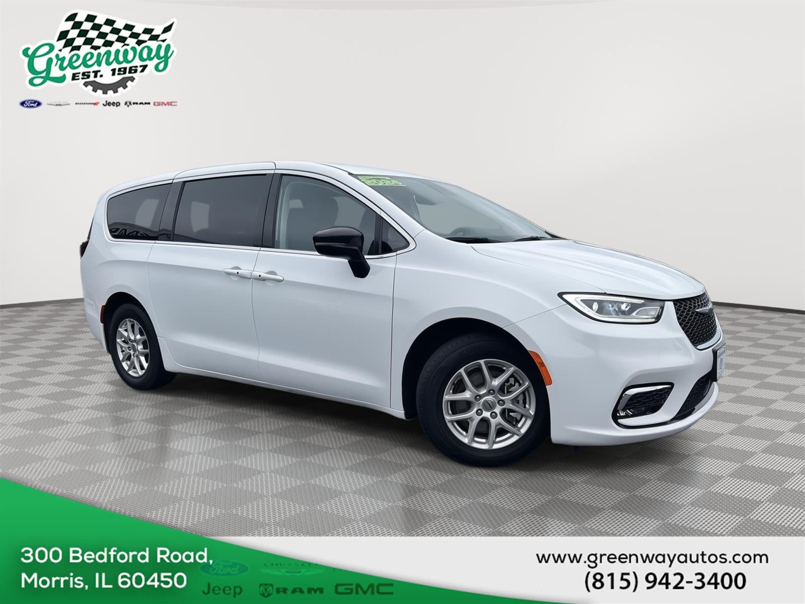 2024 Chrysler Pacifica Touring L