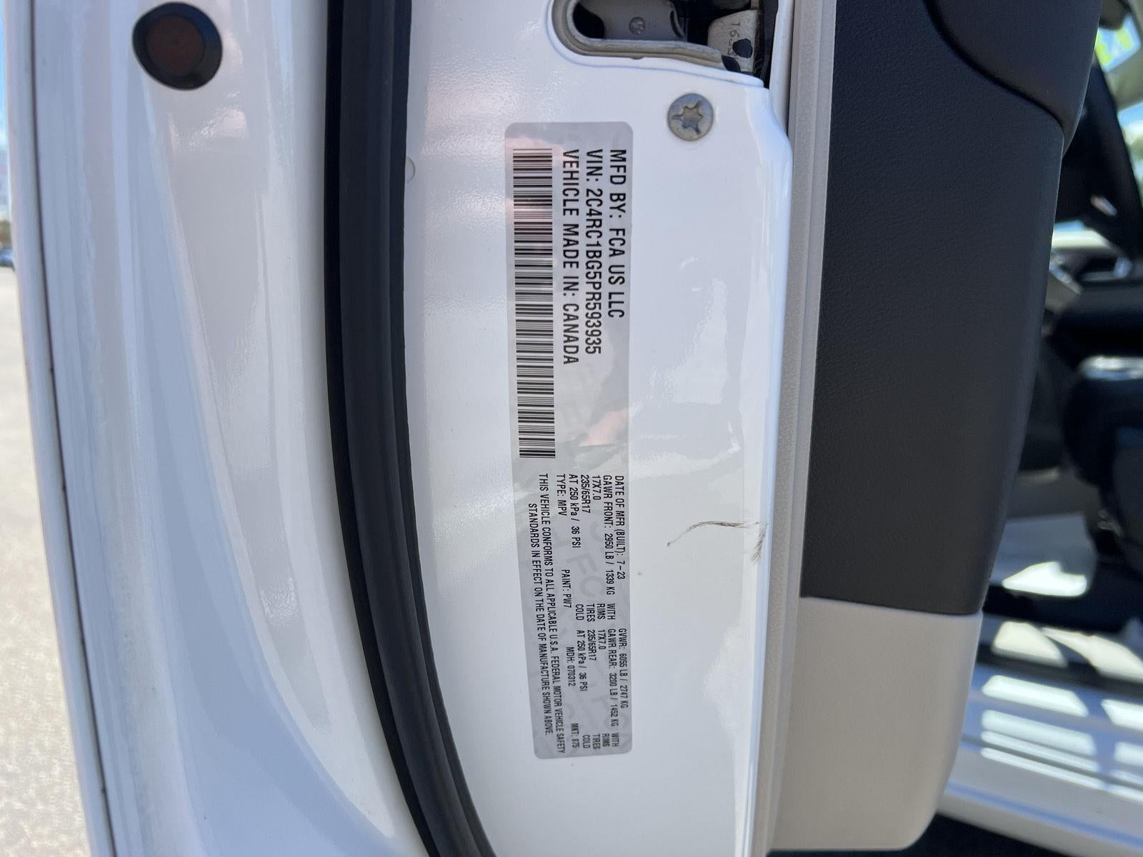 2023 Chrysler Pacifica Touring L