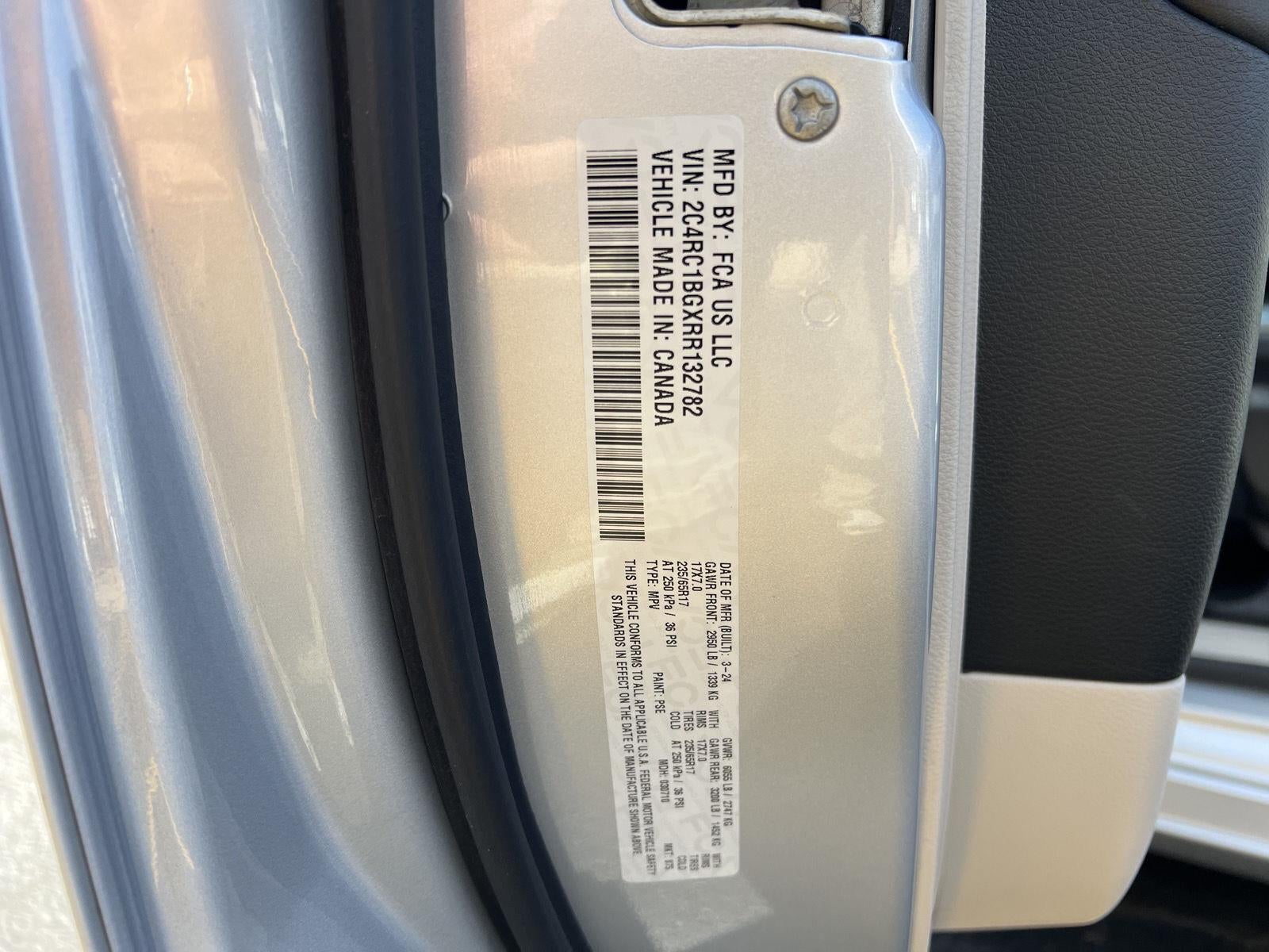 2024 Chrysler Pacifica Touring L