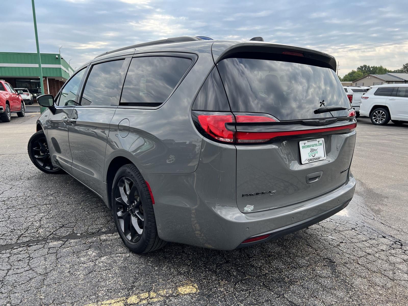 2025 Chrysler Pacifica Limited