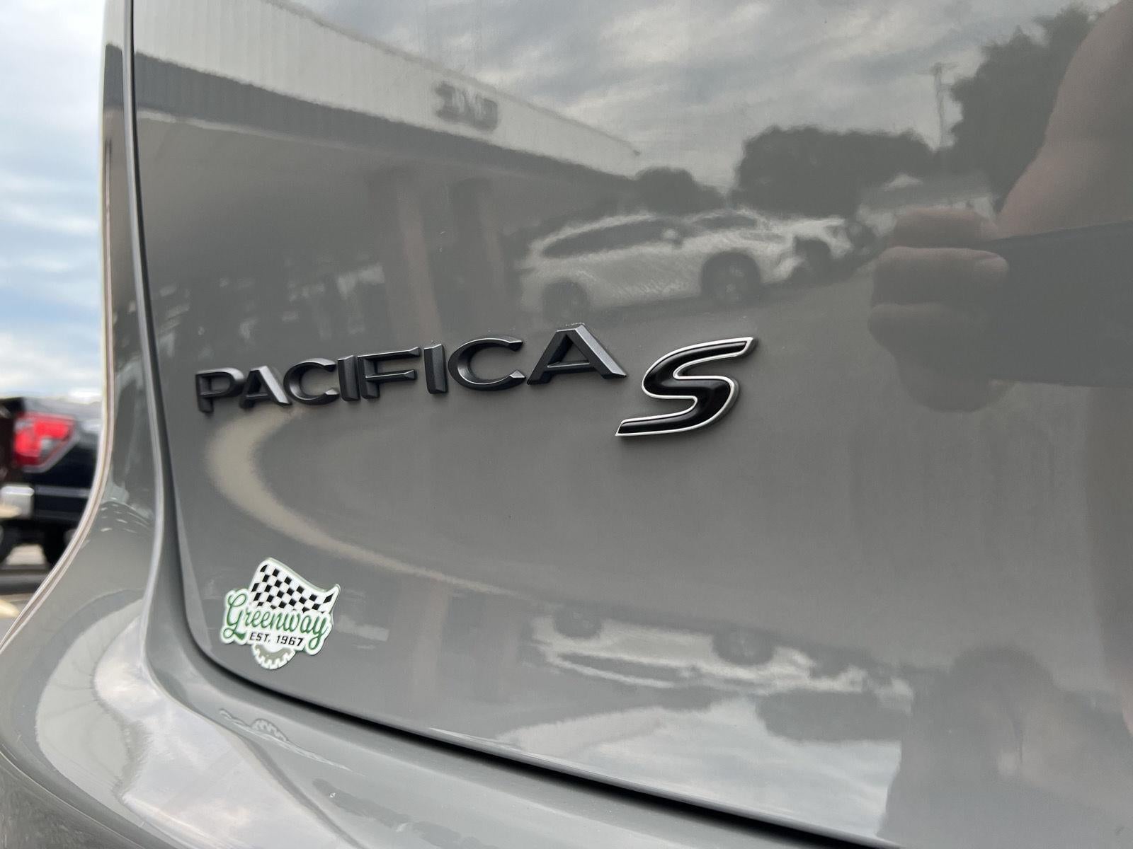 2025 Chrysler Pacifica Limited