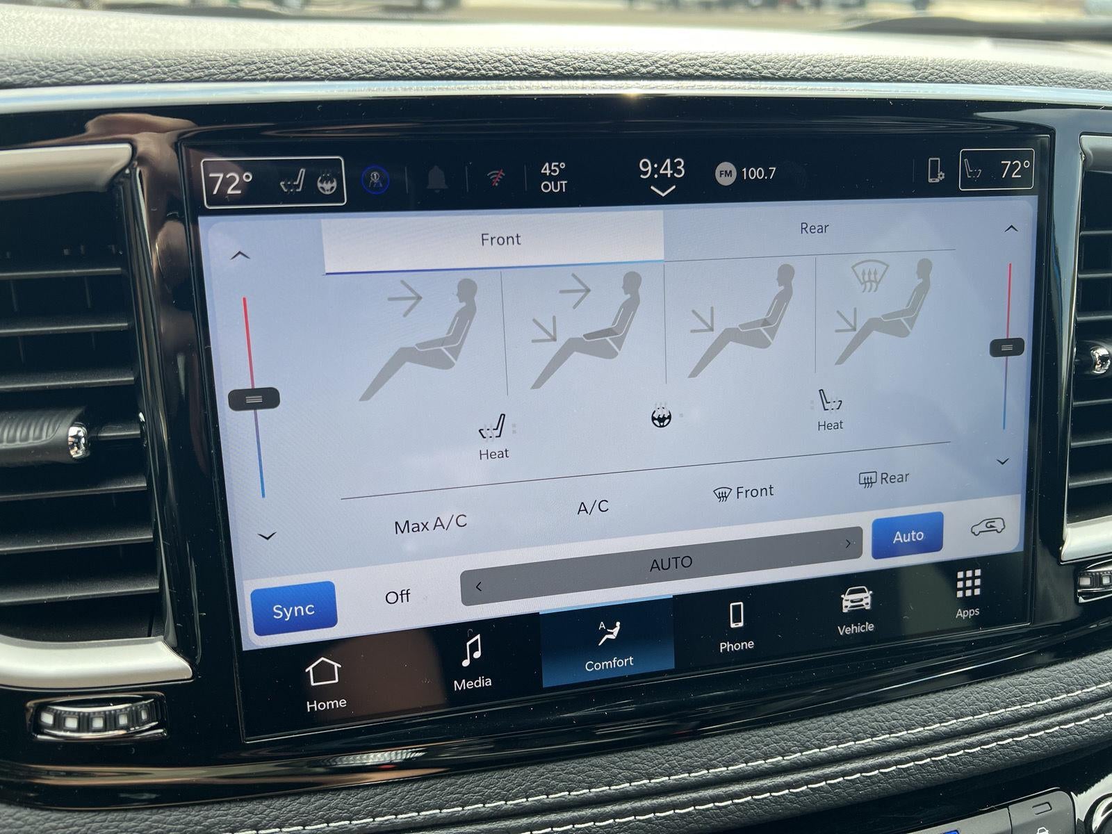 2026 Chrysler Pacifica Select