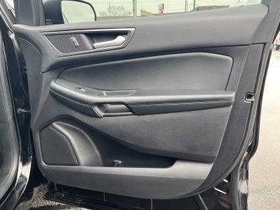 2020 Ford Edge SE