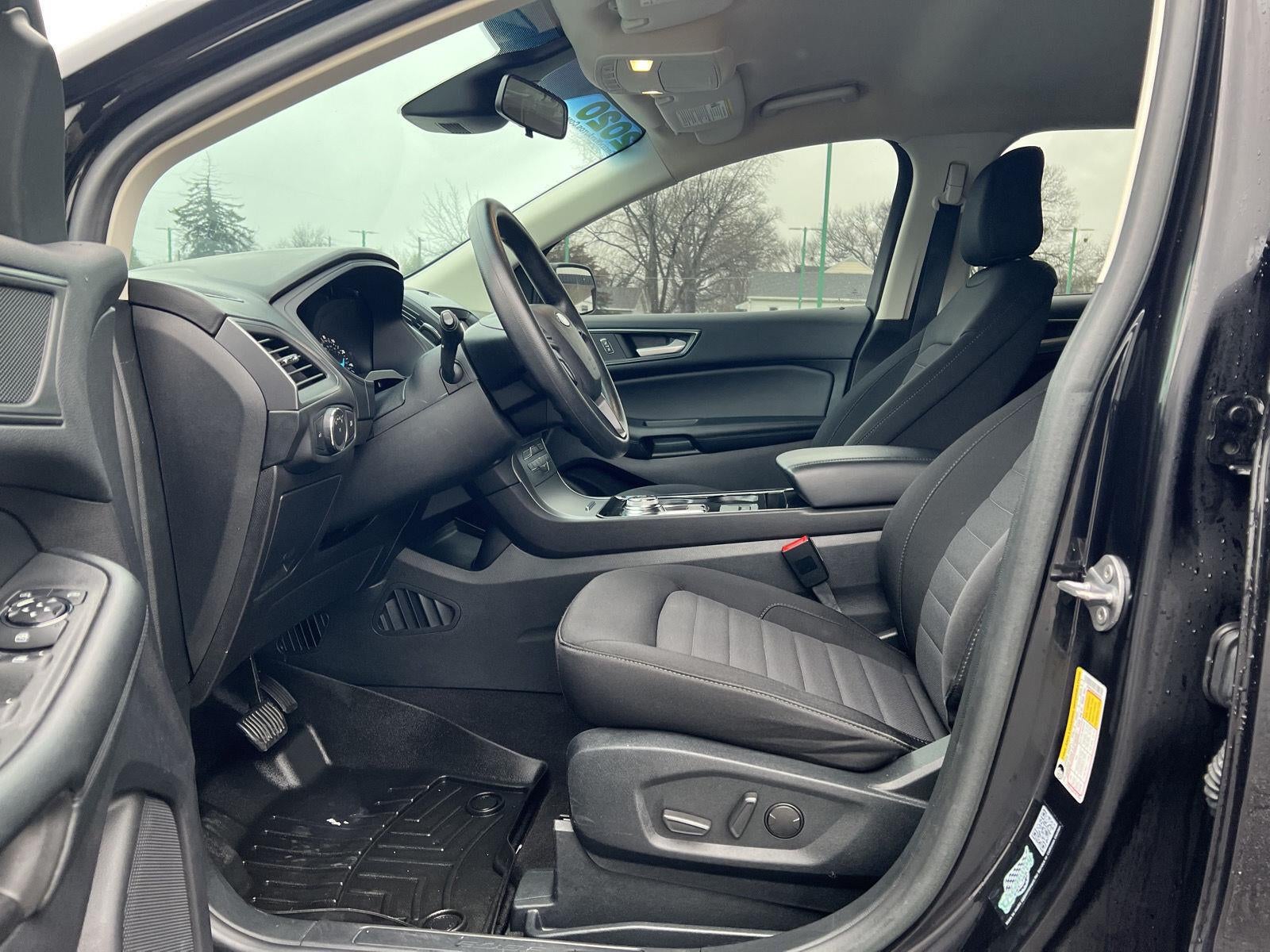 2020 Ford Edge SE