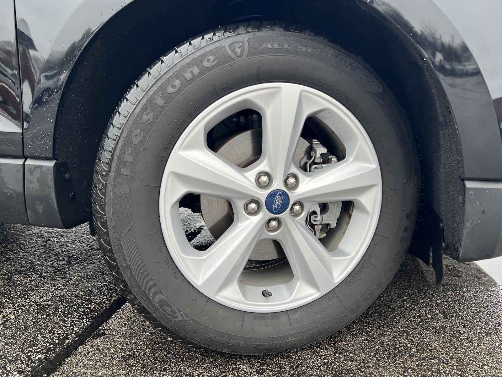 2020 Ford Edge SE