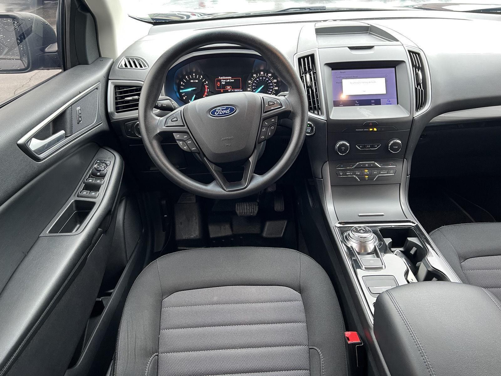 2020 Ford Edge SE