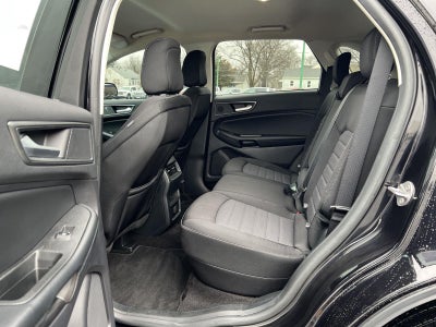 2020 Ford Edge SE