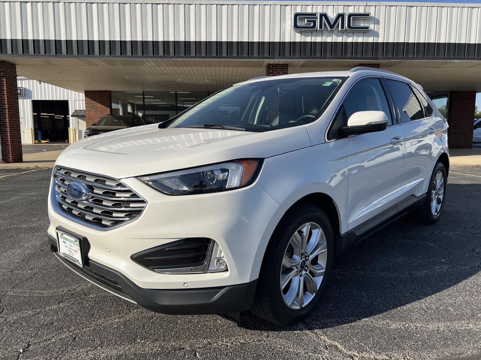 2022 Ford Edge Titanium