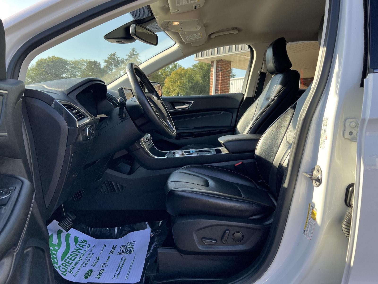 2022 Ford Edge Titanium