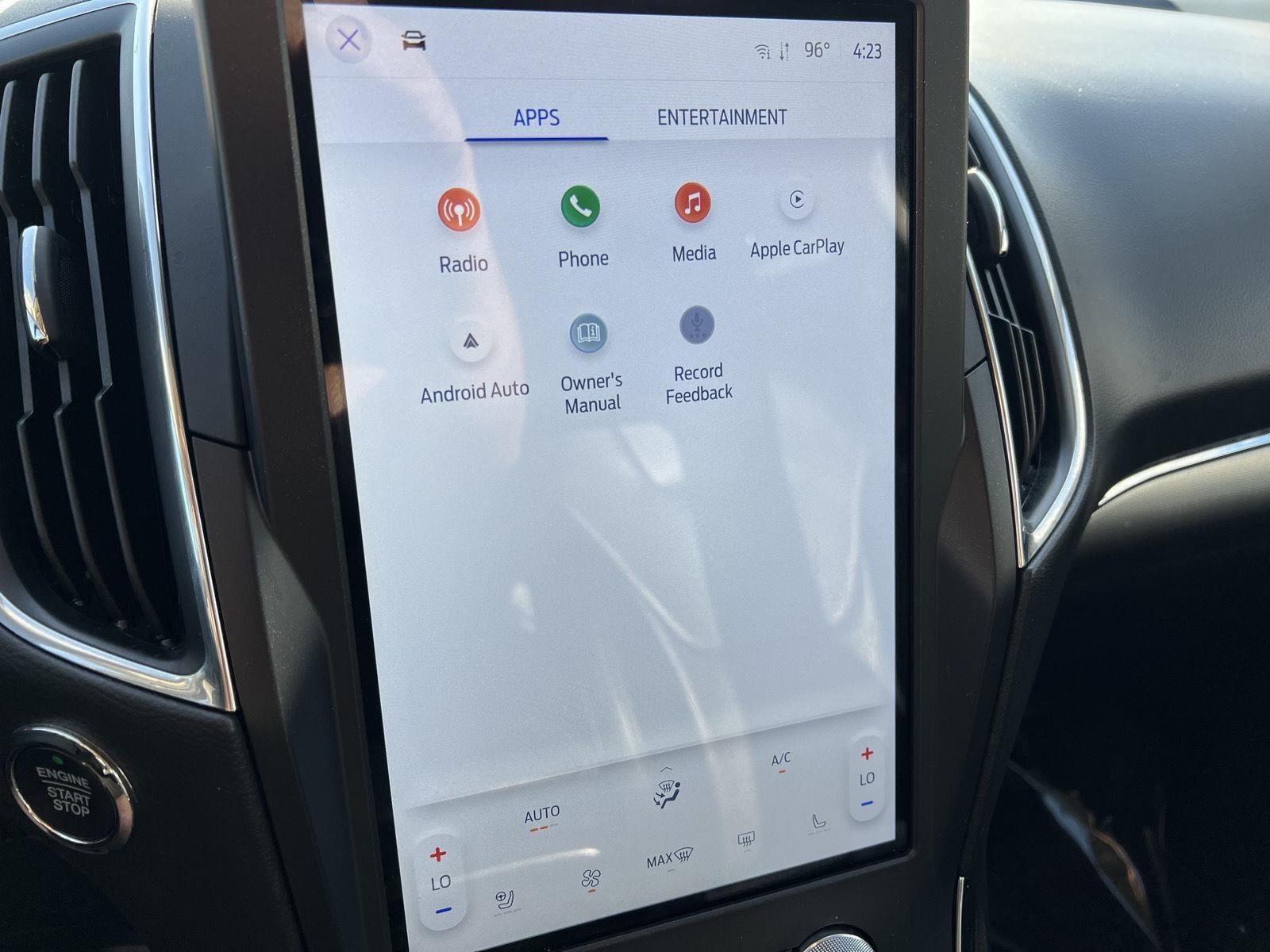 2022 Ford Edge Titanium