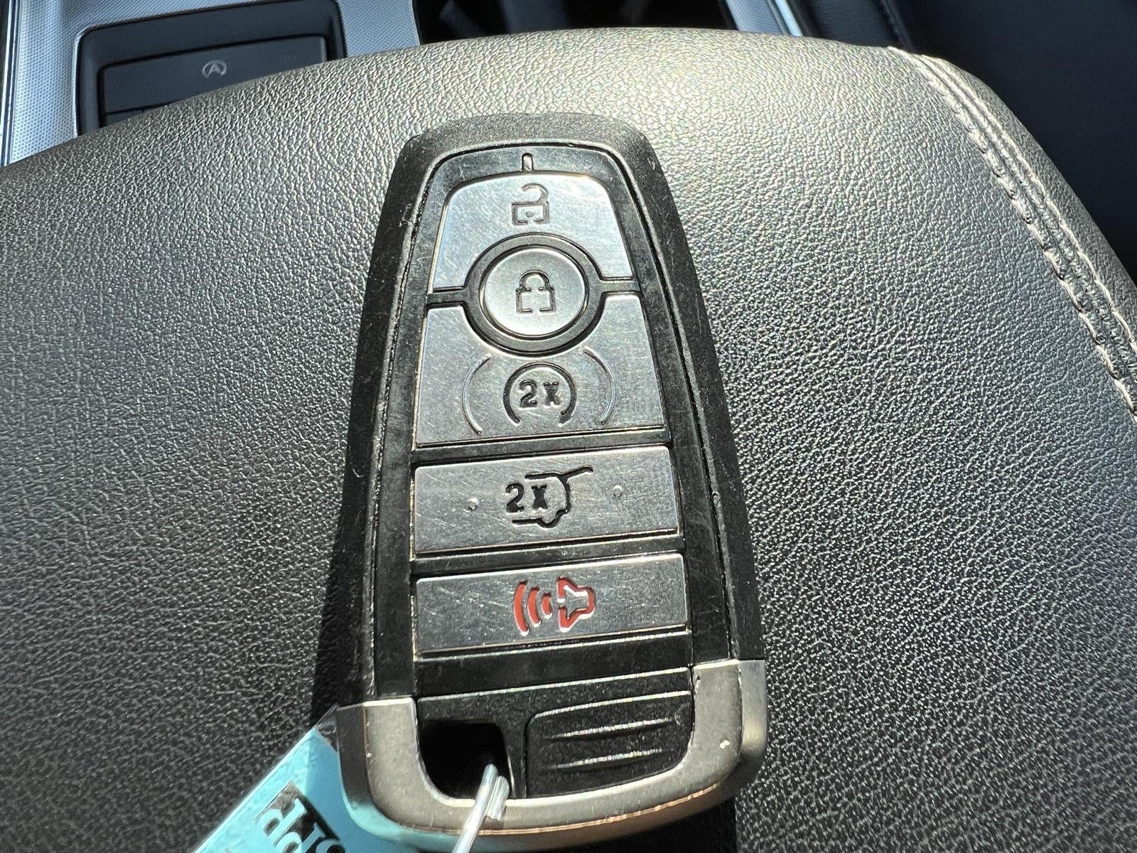 2022 Ford Edge Titanium