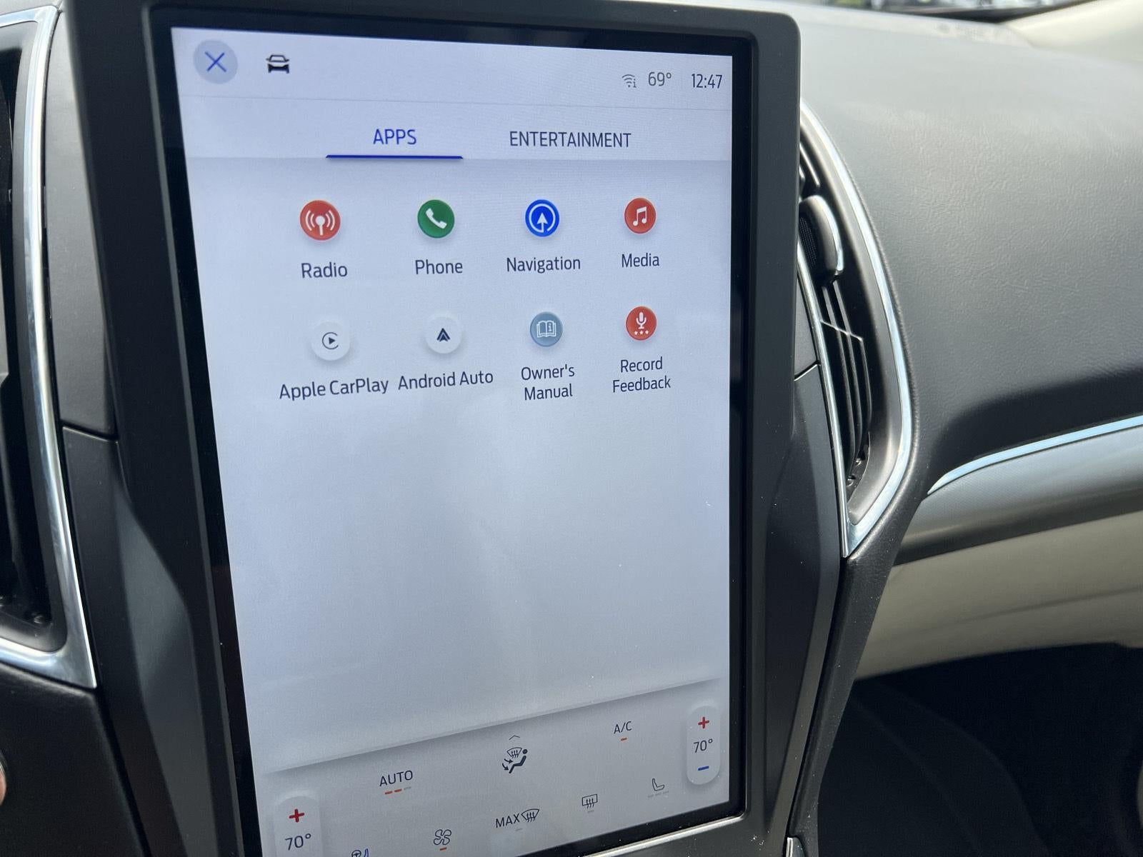 2024 Ford Edge Titanium