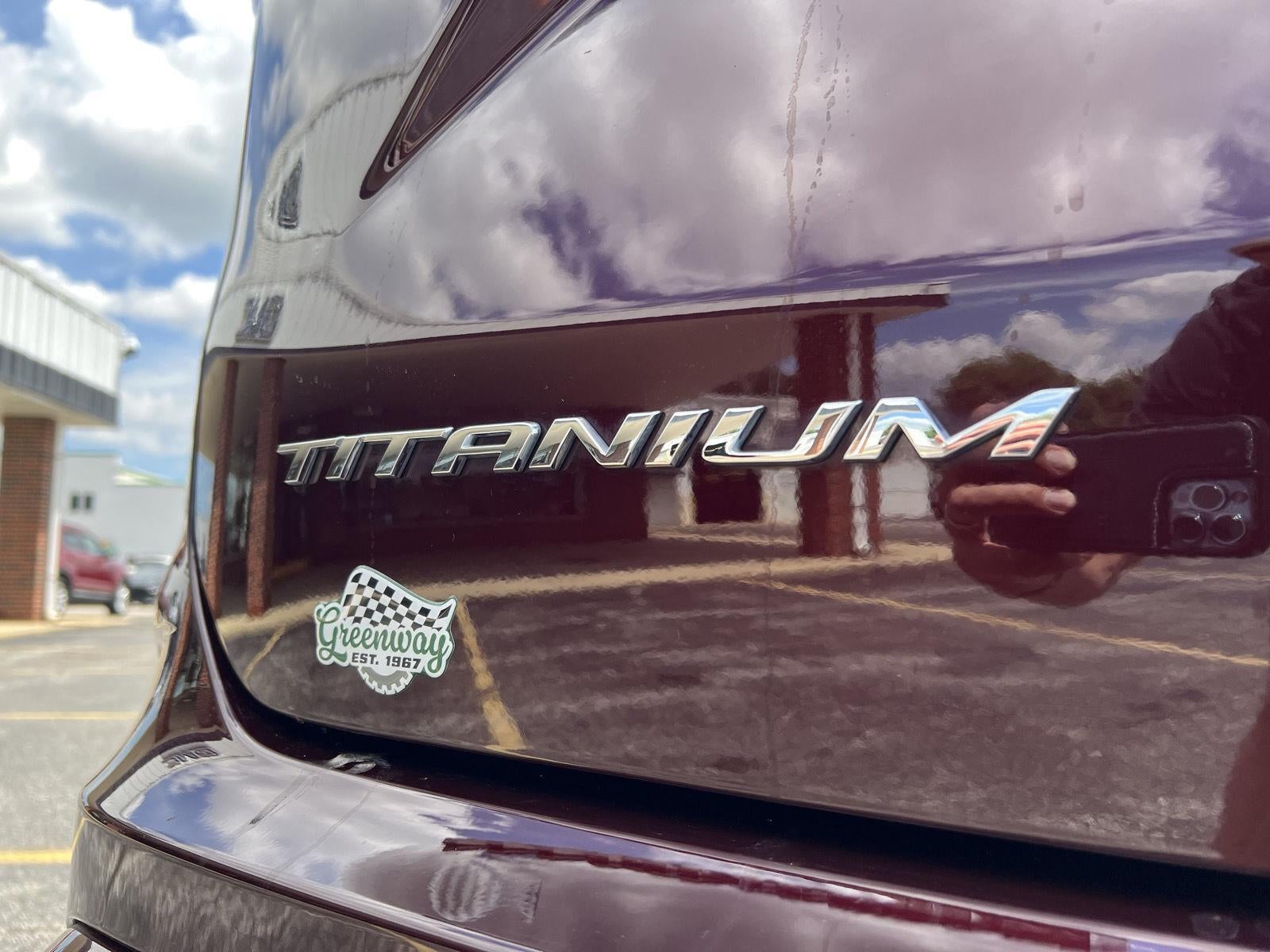 2024 Ford Edge Titanium