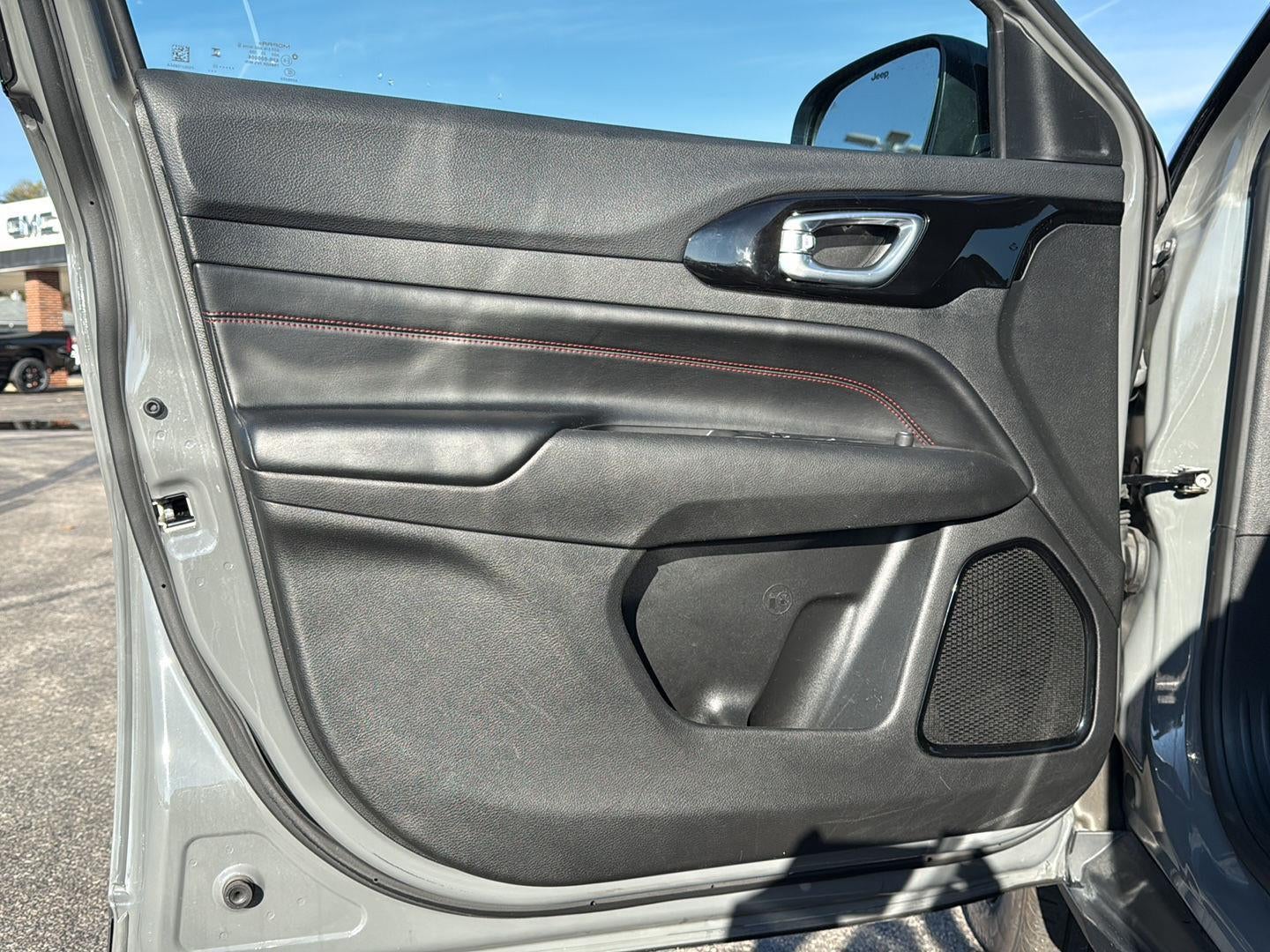 2023 Jeep Compass Trailhawk