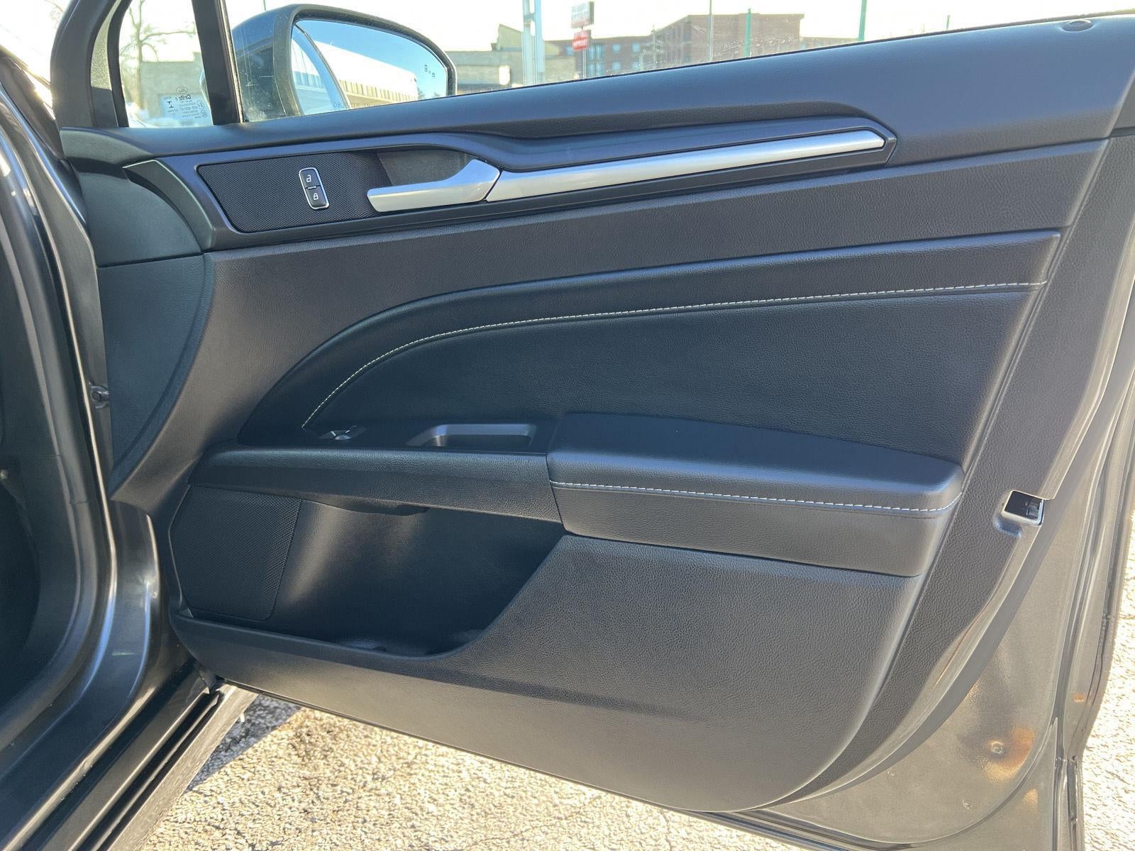 2020 Ford Fusion Hybrid Titanium