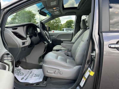 2017 Toyota Sienna Limited