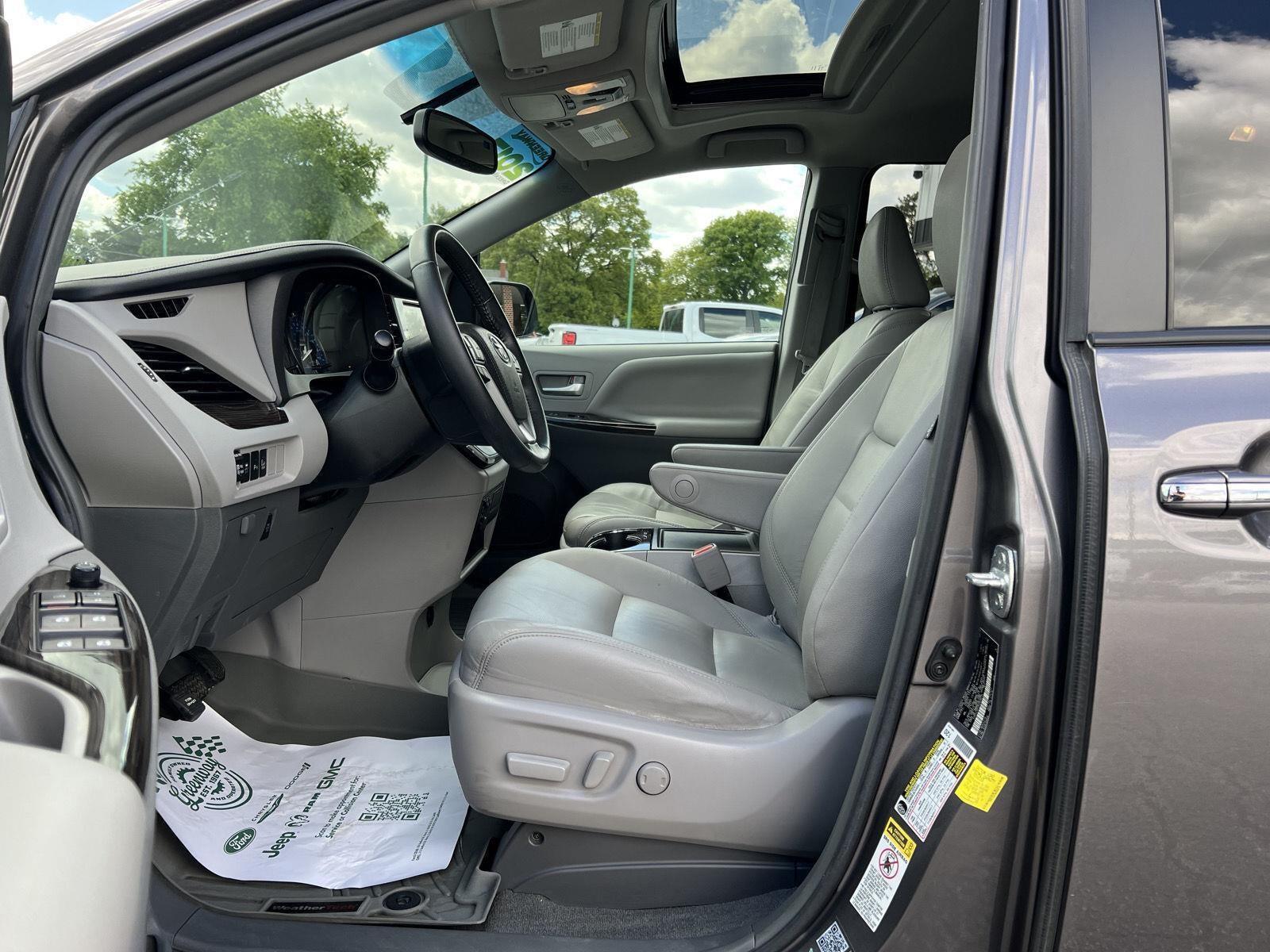 2017 Toyota Sienna Limited