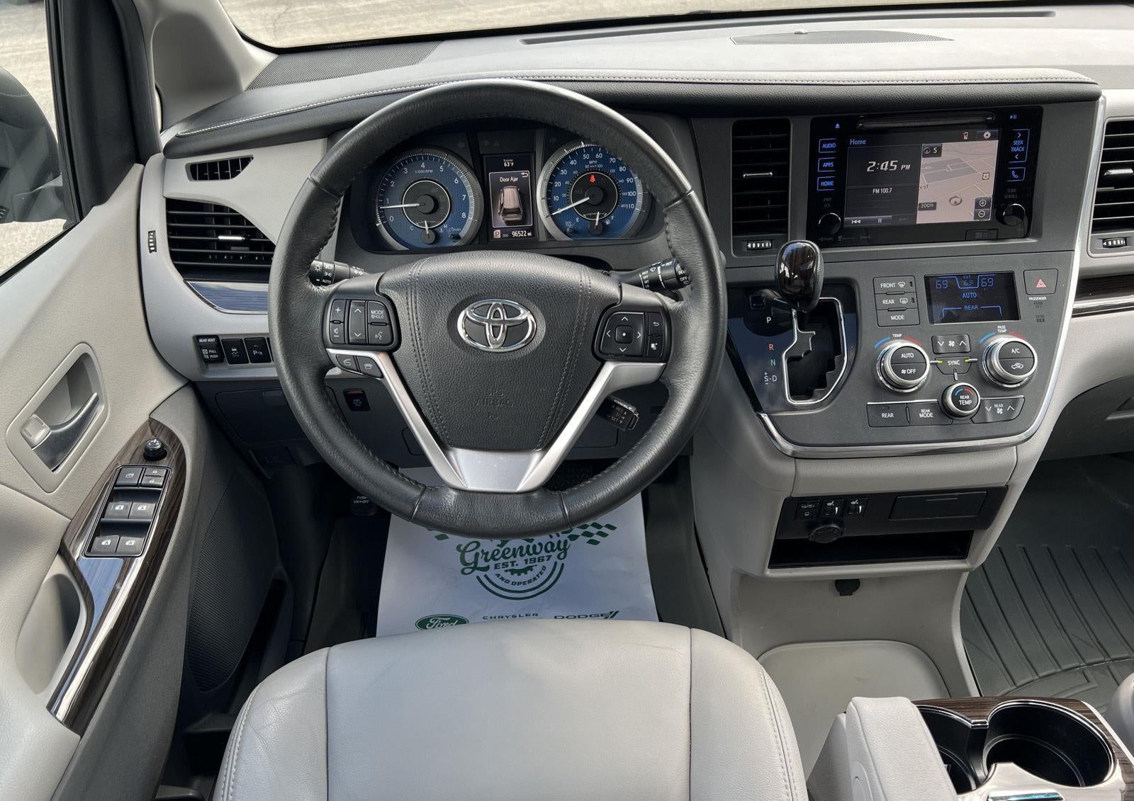 2017 Toyota Sienna Limited