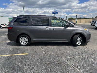 2017 Toyota Sienna Limited