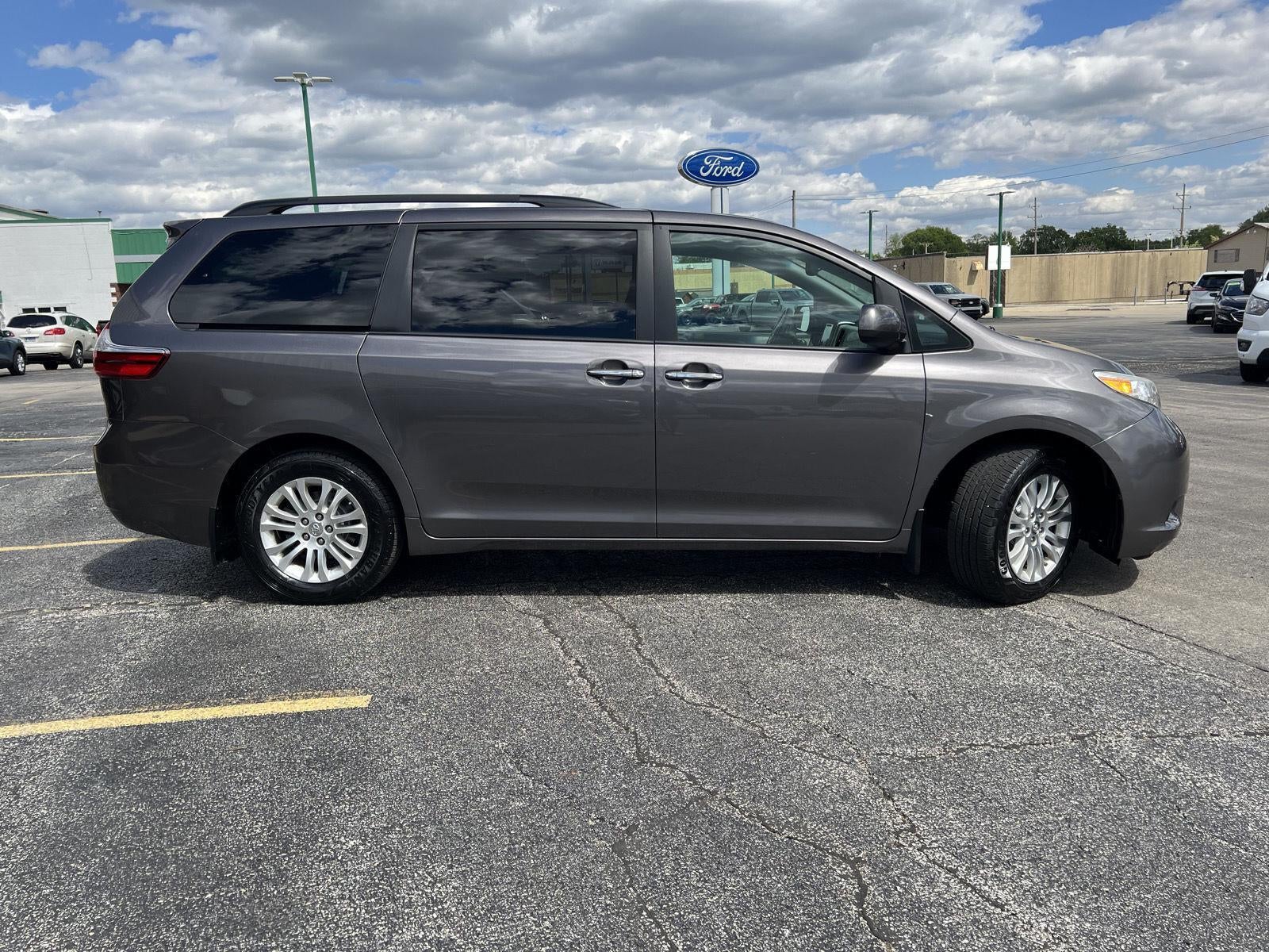 2017 Toyota Sienna Limited