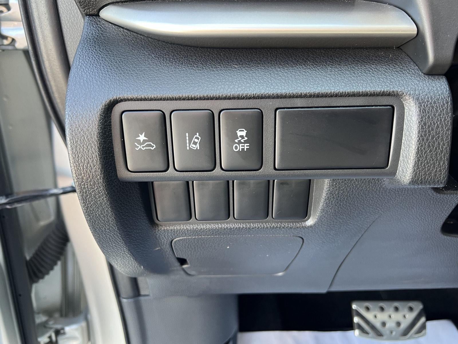 2023 Mitsubishi Eclipse Cross LE
