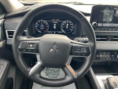 2022 Mitsubishi Outlander SEL